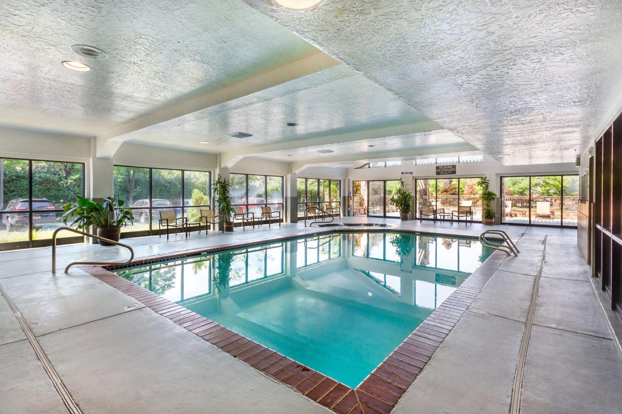 Best Western Plus Cotton Tree Inn Sandy Extérieur photo